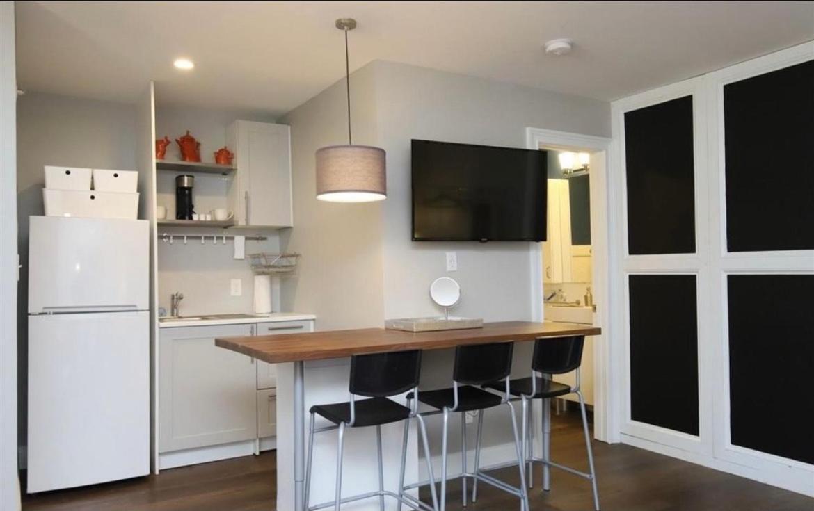 Gemini Studio Apartment Raleigh Exterior foto